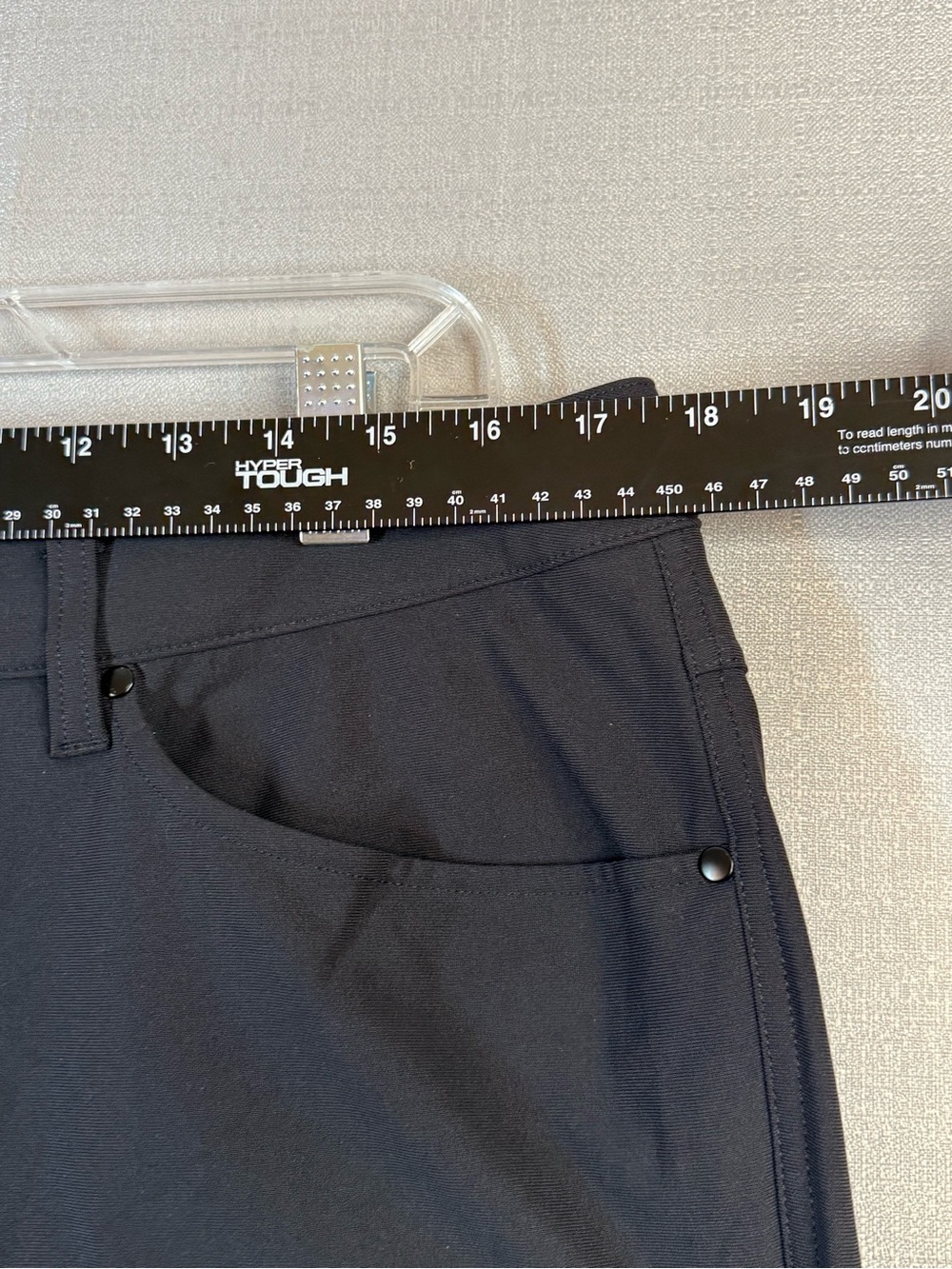lululemon athletica Black Men's ABC Classic Fit 5 pocket - Picture 3 of 7
